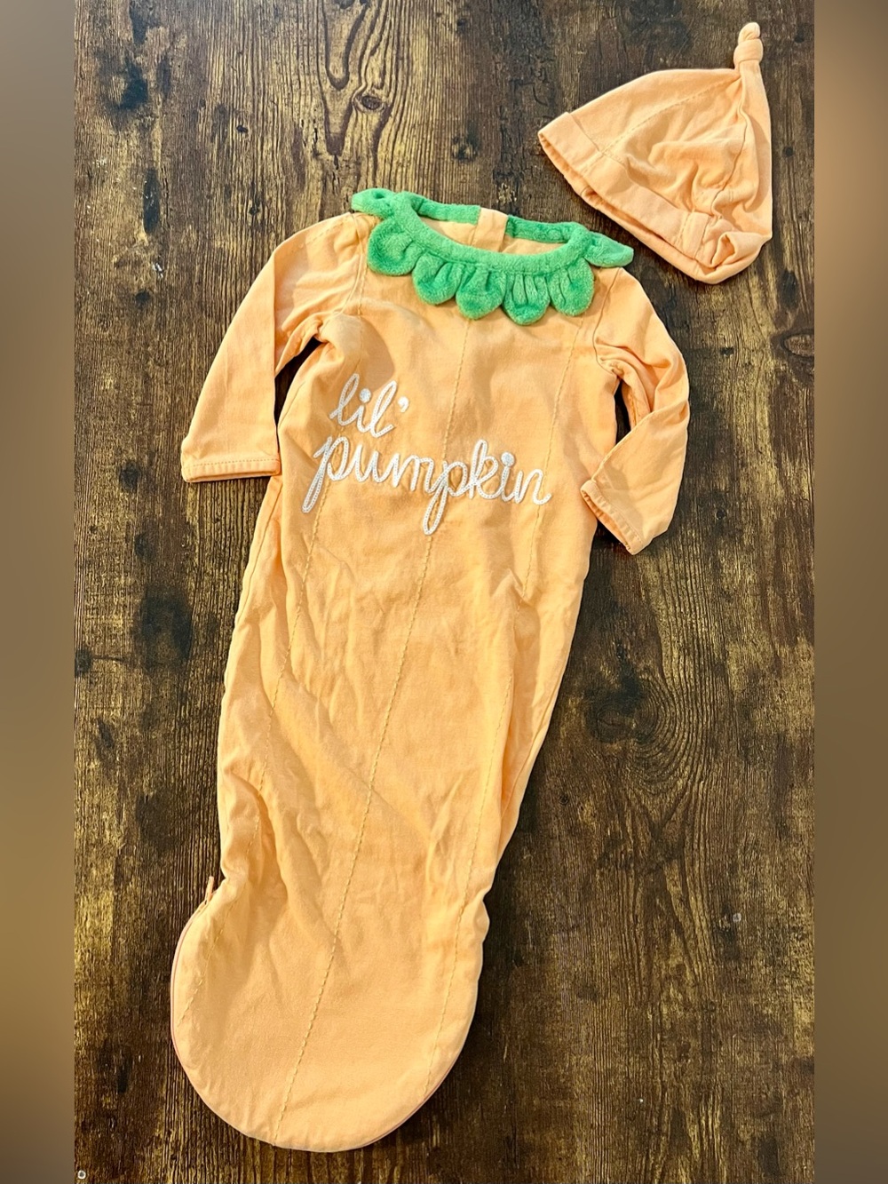 Pottery Barn Kids Orange 'Lil Pumpkin' Baby Pumpkin Bunting